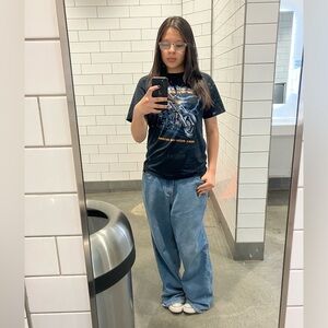 Meet your Posher, Julia